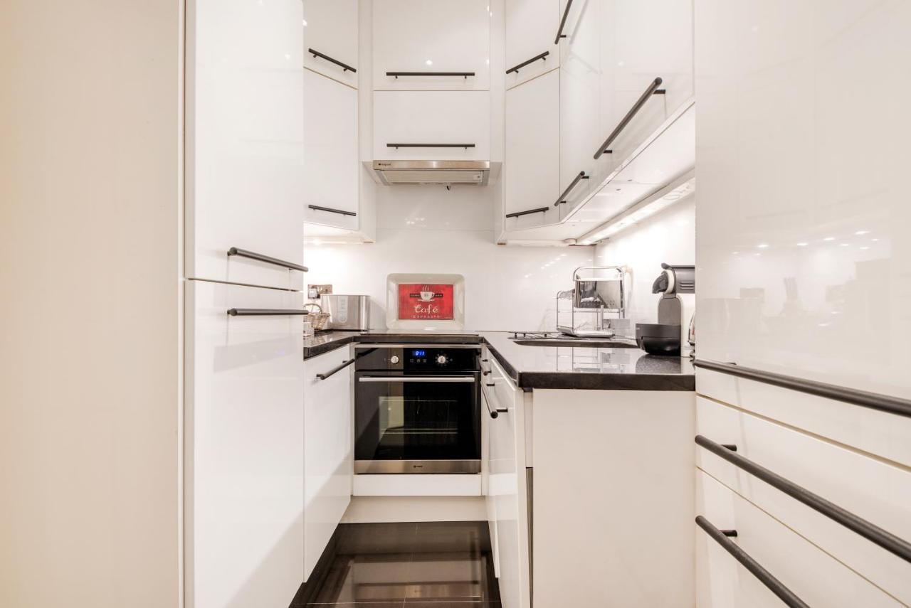 Classy And Spacious One Bedroom Flat In Amazing Location ロンドン エクステリア 写真